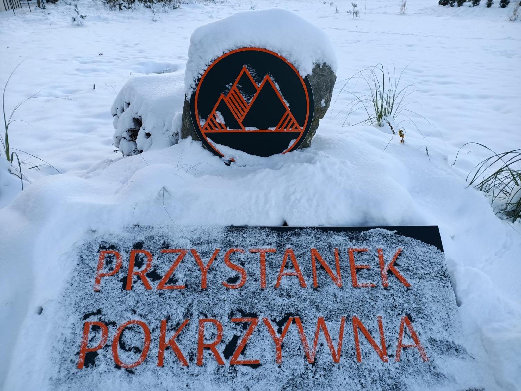 Przystanek Pokrzywna Villa Eksteriør bilde
